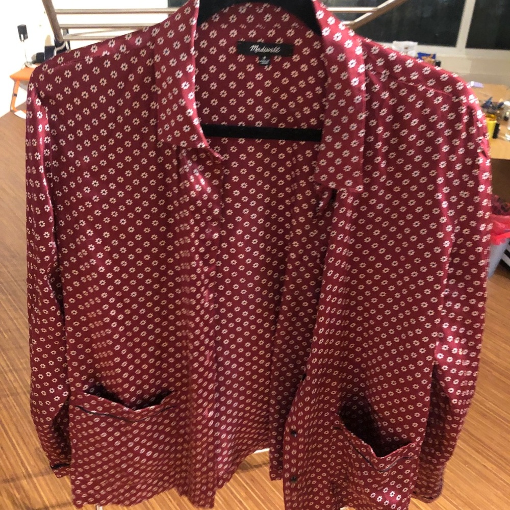Women’s shirt